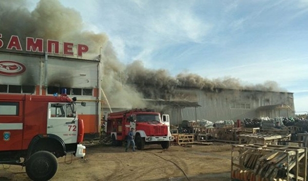 <br />
В Набережных Челнах потушили пожар на складе&nbsp<br />
