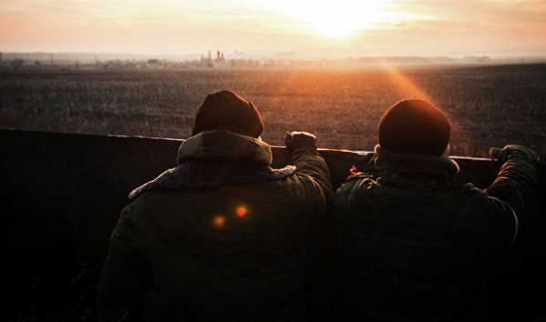 <br />
Силовики обстреляли окраины Донецка, заявили в ДНР&nbsp<br />
